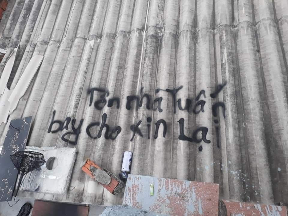 Sau 11 năm, người dân Lý Sơn (Quảng Ngãi) lại vất vả chống cơn bão lịch sử ảnh 3