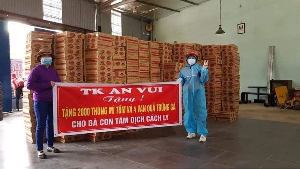 “Phiên chợ 0 đồng” và những chuyến xe giải cứu nông sản Hải Dương của nghệ sĩ Việt ảnh 8