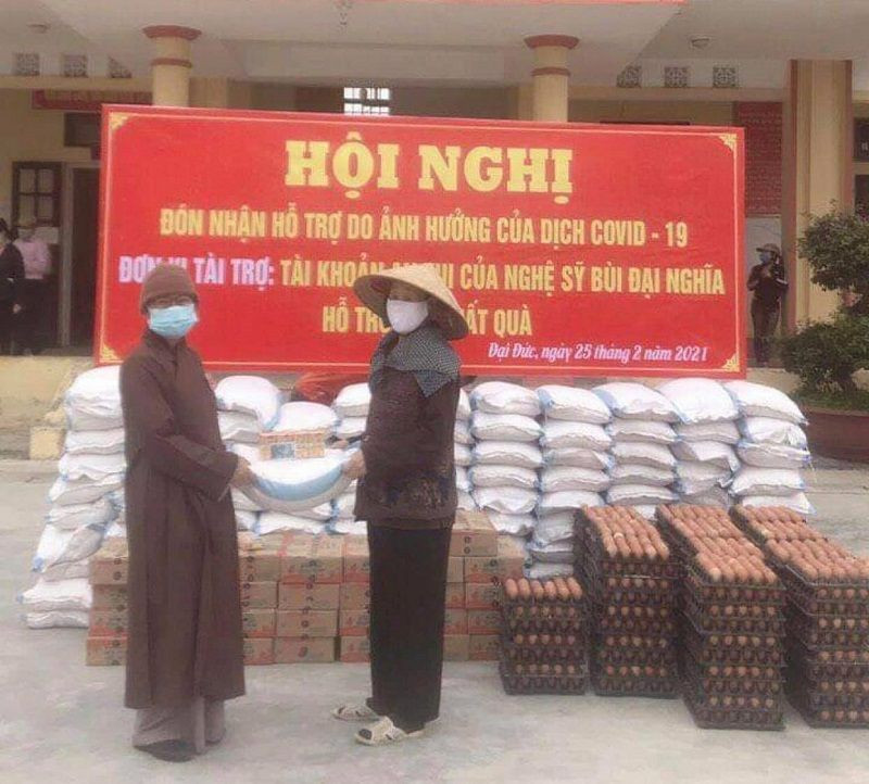 “Phiên chợ 0 đồng” và những chuyến xe giải cứu nông sản Hải Dương của nghệ sĩ Việt ảnh 6