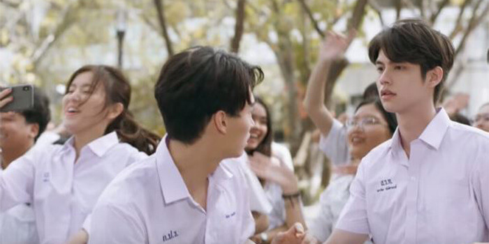 2gether The Series: Thấy Tine bị tình địch nhăm nhe, Sarawat quyết định tỏ tình luôn ảnh 3