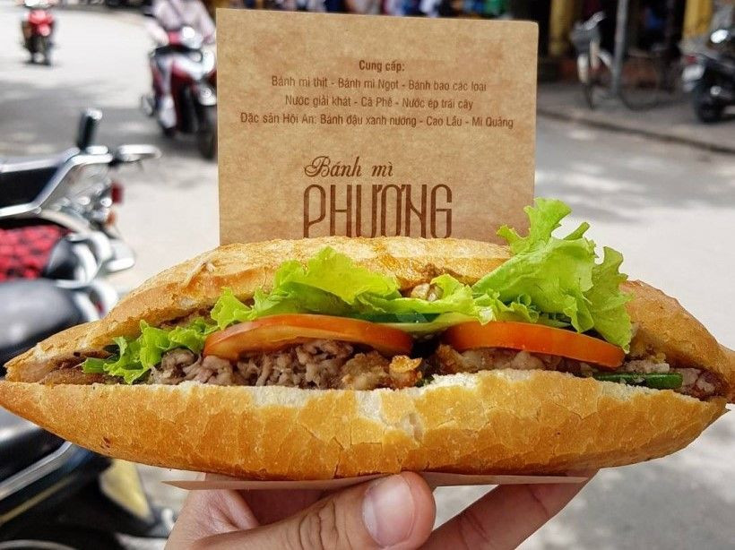 Bánh mì Phượng, hàng bánh mì vang danh bốn bể 28 điểm nóng 3 miền được gọi tên trong thông báo khẩn của Bộ Y tế, toàn địa điểm nổi tiếng ảnh 3