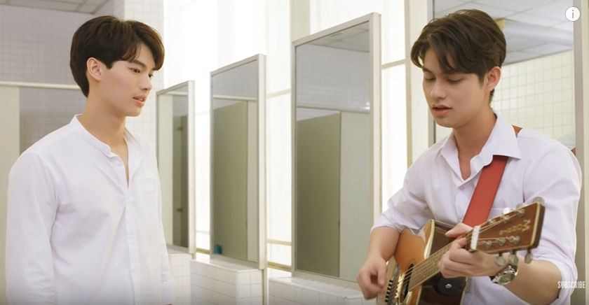 2gether The Series: Sarawat chẳng ngại nói cho cả thế giới biết mình yêu Tine ảnh 2