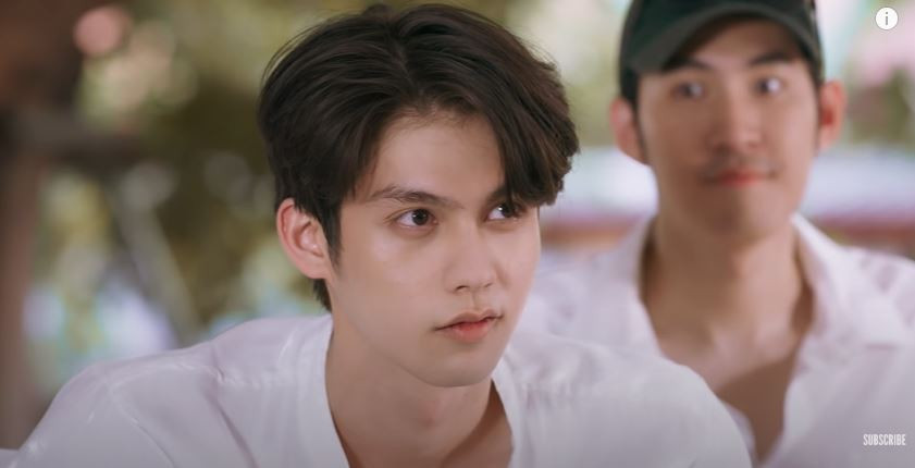 2gether The Series: Sarawat dụ dỗ “cừu non” Tine, tỏ tình công khai trên sân khấu ảnh 8