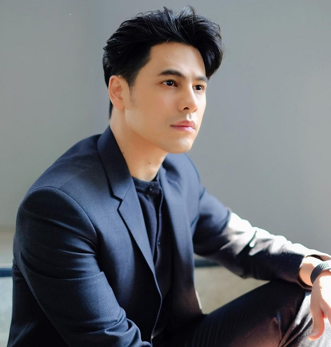 Hai ngôi sao Thái Lan trổ tài cover, gia nhập team “đu trend” TikTok “Dễ Đến Dễ Đi“ ảnh 1