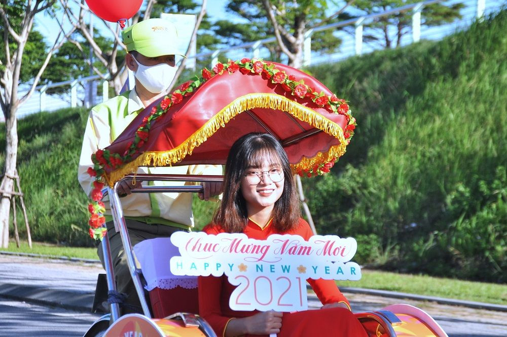 Diễu hành xích lô du lịch quảng bá Lễ hội “Đà Nẵng - Chào năm mới 2021“ ảnh 5