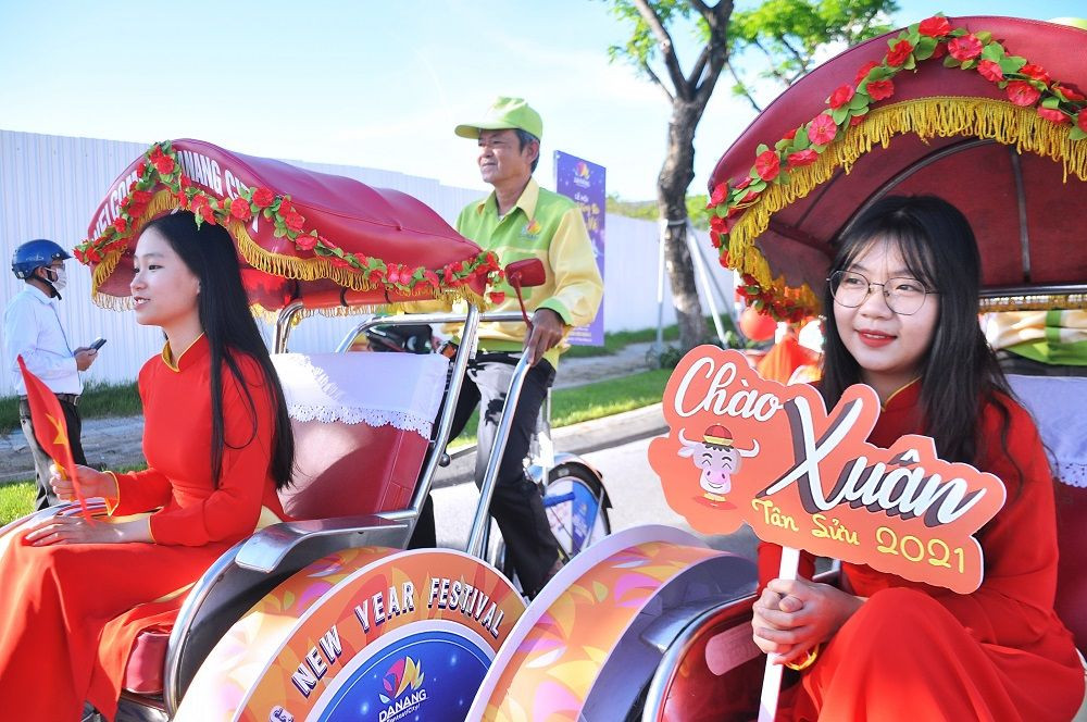 Diễu hành xích lô du lịch quảng bá Lễ hội “Đà Nẵng - Chào năm mới 2021“ ảnh 4