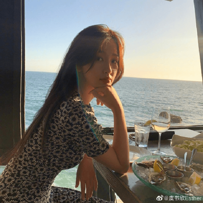 Cô nàng Ngu Thư Hân (Thanh Xuân Có Bạn) vì sao thành công biến anti-fan thành fan? ảnh 1