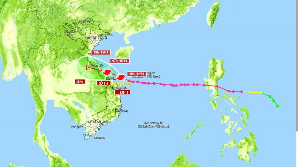 Thừa Thiên - Huế: Trạm xe buýt bị hư hại, cây xà cừ trăm tuổi bật gốc vì bão số 13 ảnh 11 Thừa Thiên - Huế: Trạm xe buýt bị hư hại, cây xà cừ trăm tuổi bật gốc vì bão số 13 ảnh 11