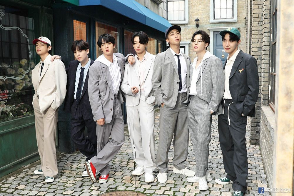 ĐỈNH: BTS là nghệ sĩ K-Pop đầu tiên được đề cử chính thức trong lịch sử 61 năm của Grammy ảnh 3