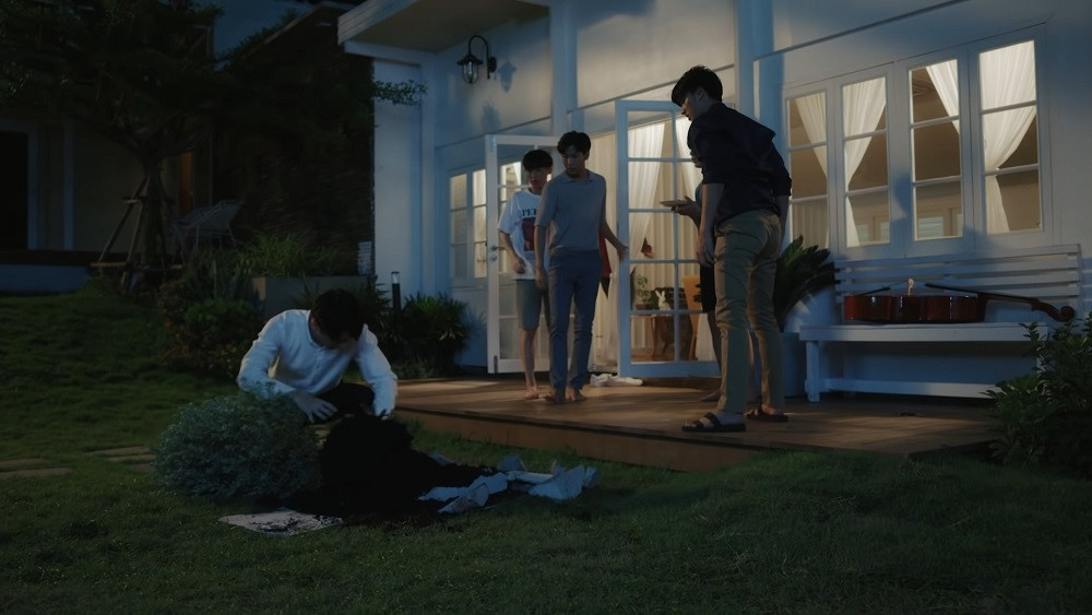 “I’m Tee, Me Too”: Dở khóc, dở cười khi 6 anh chàng “mặn như biển cả” ở chung một nhà ảnh 1