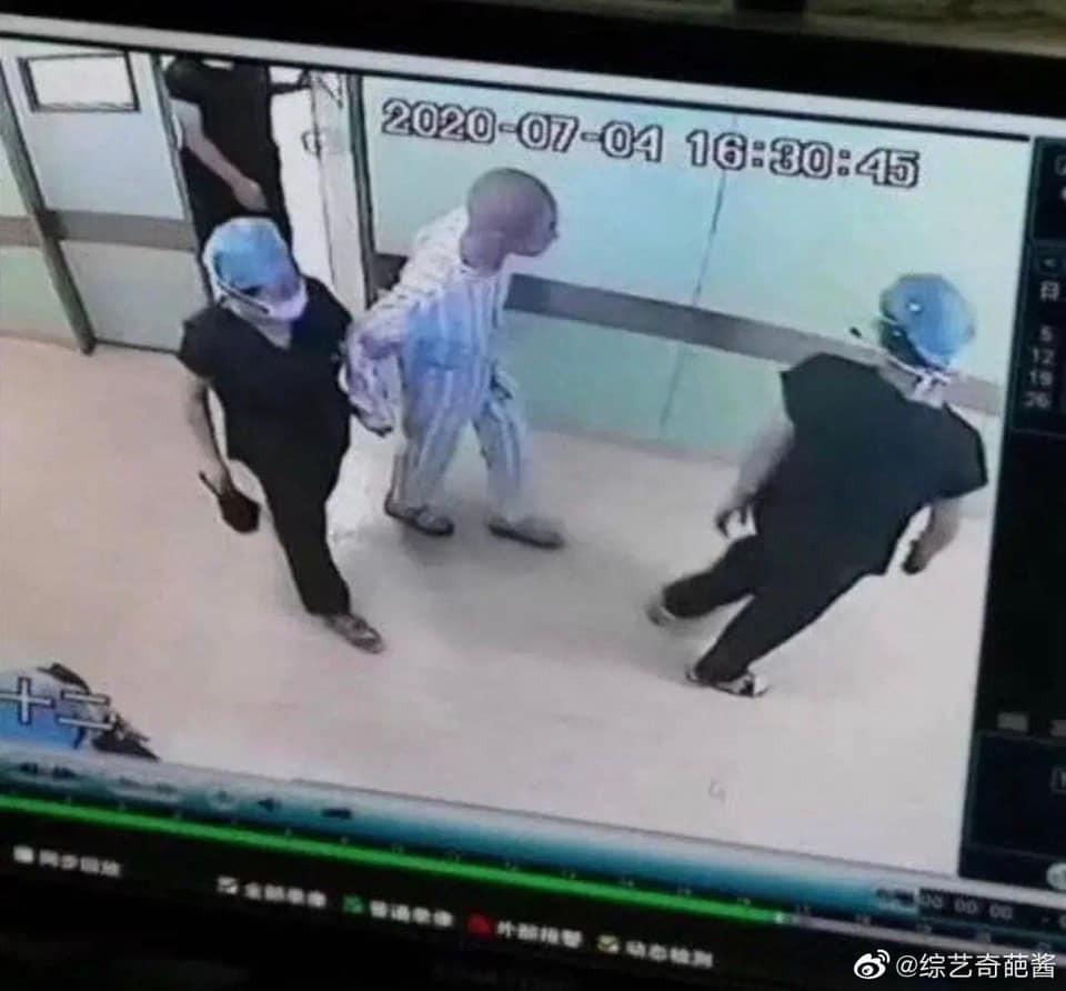 Dịch Dương Thiên Tỉ lộ tạo hình phim mới, cạo trọc đầu để nhập vai tốt nhất? ảnh 2