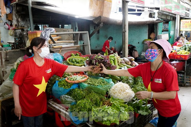 Đà Nẵng hiến kế phát phiếu đi chợ nhằm hạn chế lây lan COVID-19 trong cộng đồng ảnh 1