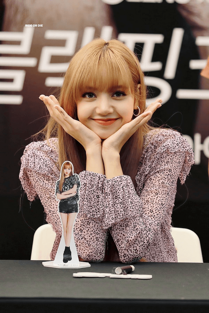 “Bá đạo” như Lisa (BLACKPINK), dù nổi giận hay nghiêm khắc cũng hút hồn fan vì quá xinh ảnh 8