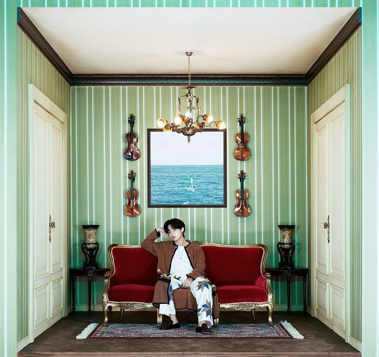 Album "BE": BTS tung ảnh "concept biết nói" của V khiến ARMY được một phen hết hồn ảnh 2