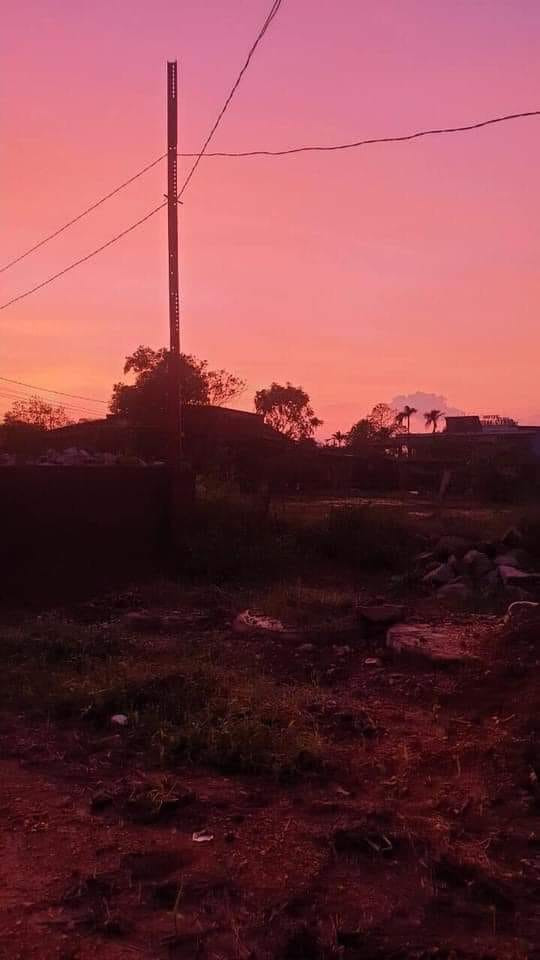 Miền Trung: Bầu trời hoàng hôn chuyển màu tím siêu đẹp nhưng lại khiến bao người lo lắng ảnh 6