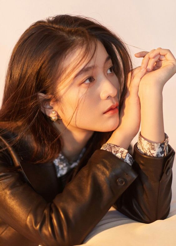 Những sao C-Biz là “học bá” chính hiệu: Thiên Tỉ, Ngô Lỗi chưa "ngầu" bằng nhân vật này ảnh 9