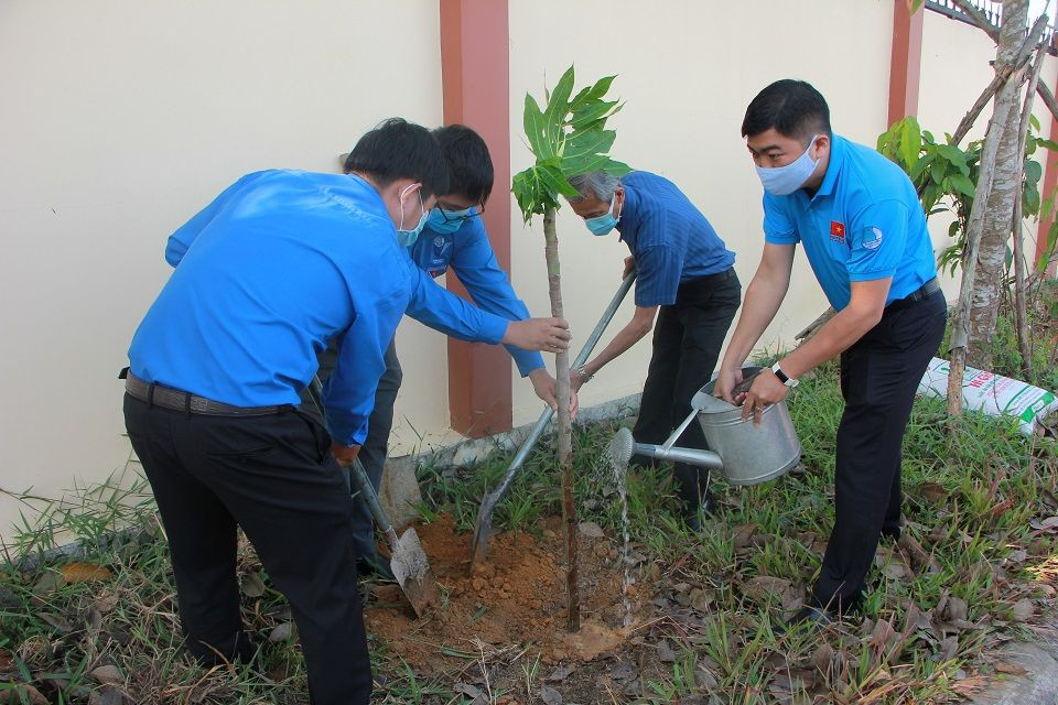 Tháng Thanh niên 2021: Dù không tổ chức lễ phát động, Bình Dương vẫn ra quân hoành tráng ảnh 3