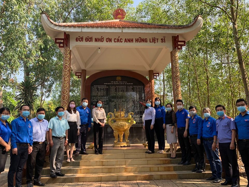 Tháng Thanh niên 2021: Dù không tổ chức lễ phát động, Bình Dương vẫn ra quân hoành tráng ảnh 5