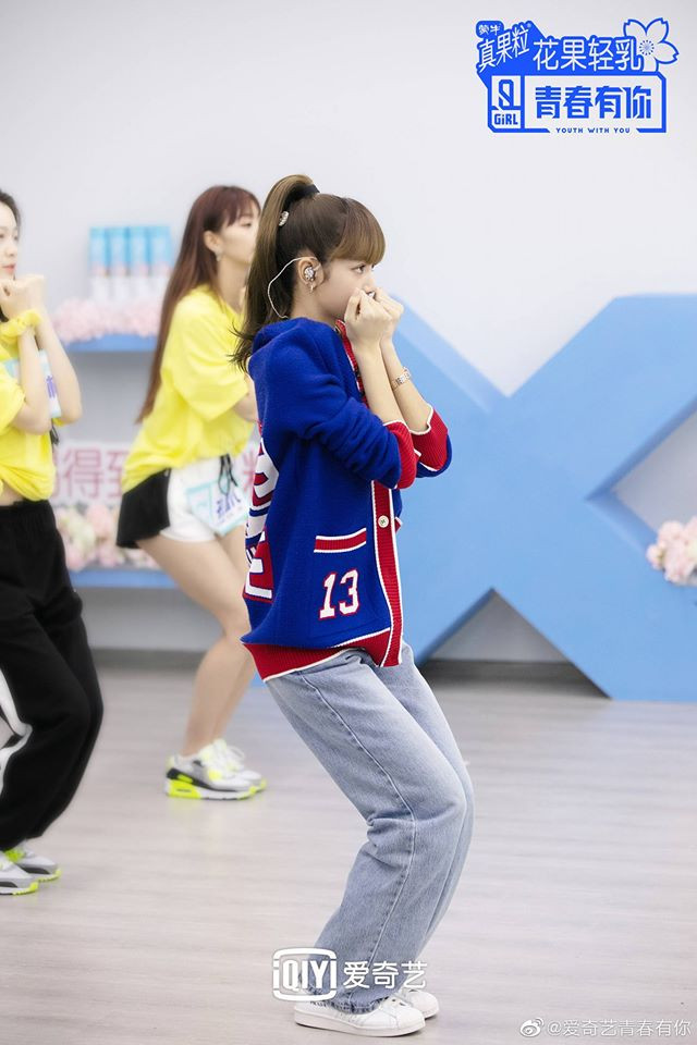 “Bá đạo” như Lisa (BLACKPINK), dù nổi giận hay nghiêm khắc cũng hút hồn fan vì quá xinh ảnh 4