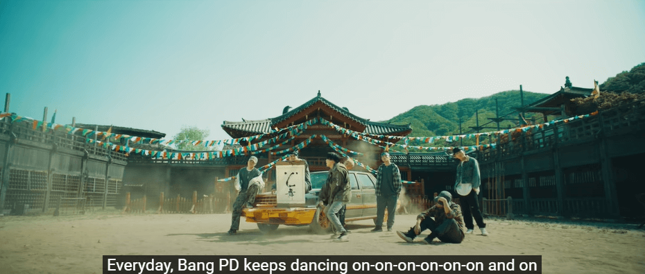 HOT: Suga (BTS) đánh úp ARMY với MV “Daechwita” và dàn cameo “cây nhà lá vườn” cực chất ảnh 4