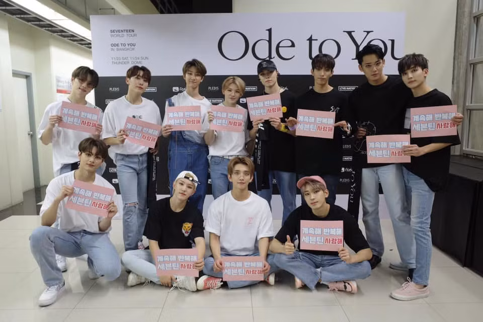 Ngỡ “thính” comeback, ai dè NU'EST và SEVENTEEN đang nhắc fan cách ly chống dịch COVID-19 ảnh 7