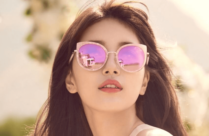 Những mẫu kính râm cực hot, giúp bạn có “cheap moment” với idol trong mùa Hè này ảnh 9