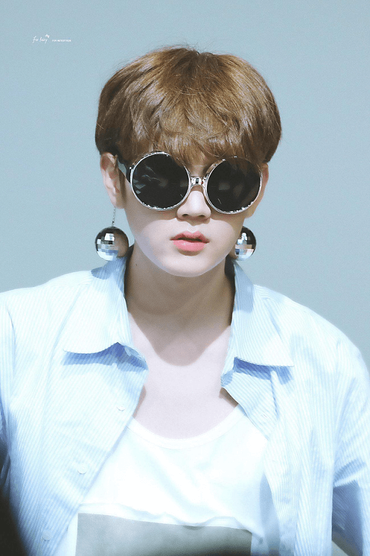 Những mẫu kính râm cực hot, giúp bạn có “cheap moment” với idol trong mùa Hè này ảnh 5