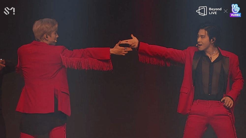 TVXQ chứng tỏ sức hút mãnh liệt theo năm tháng trong concert online “Beyond The T“ ảnh 1