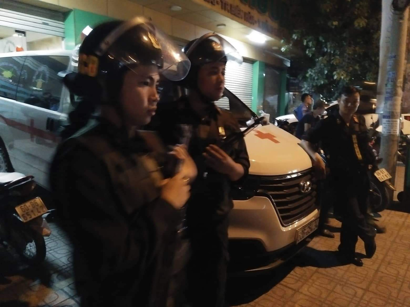 Công an Đồng Nai bao vây, bắt băng tín dụng đen khống chế giám đốc bệnh viện ảnh 1