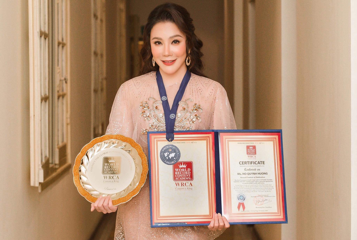 Sau hơn 10 năm ở ẩn, Hồ Quỳnh Hương bây giờ ra sao? ảnh 4