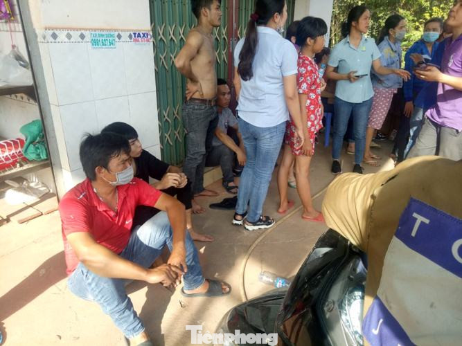 Lửa thiêu rụi công ty sản xuất xốp ở Bình Dương sau nhiều tiếng nổ lớn ảnh 5