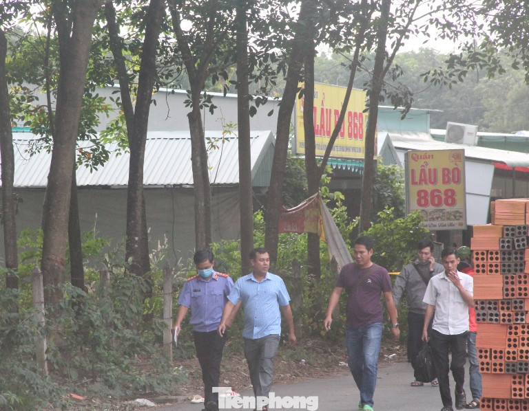 Nhân chứng bàng hoàng kể lại vụ hỗn chiến khiến 3 người tử vong ở Bình Dương ảnh 3