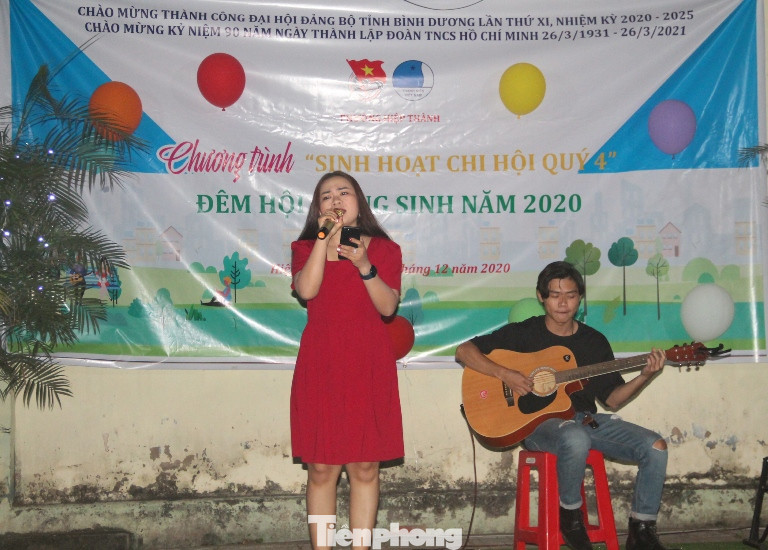 Giáng sinh ấm áp với thanh niên công nhân và sinh viên Bình Dương ảnh 5