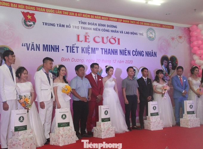 Tổ chức đám cưới tập thể cho công nhân có hoàn cảnh khó khăn ảnh 4