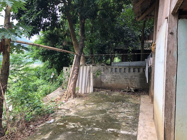 Ảm đạm những ngôi nhà trực chờ bị sông Mã 'nuốt chửng' ảnh 11