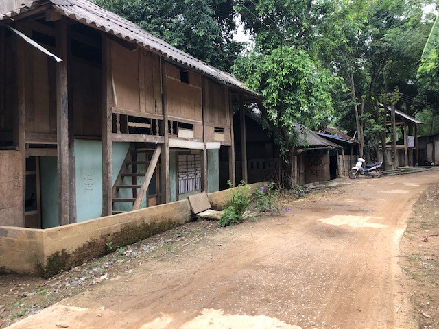 Ảm đạm những ngôi nhà trực chờ bị sông Mã 'nuốt chửng' ảnh 8