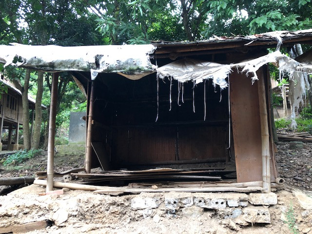 Ảm đạm những ngôi nhà trực chờ bị sông Mã 'nuốt chửng' ảnh 5