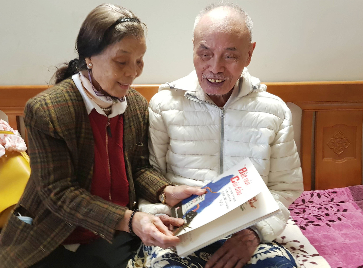 Nhớ con đường tuổi 20 ảnh 1