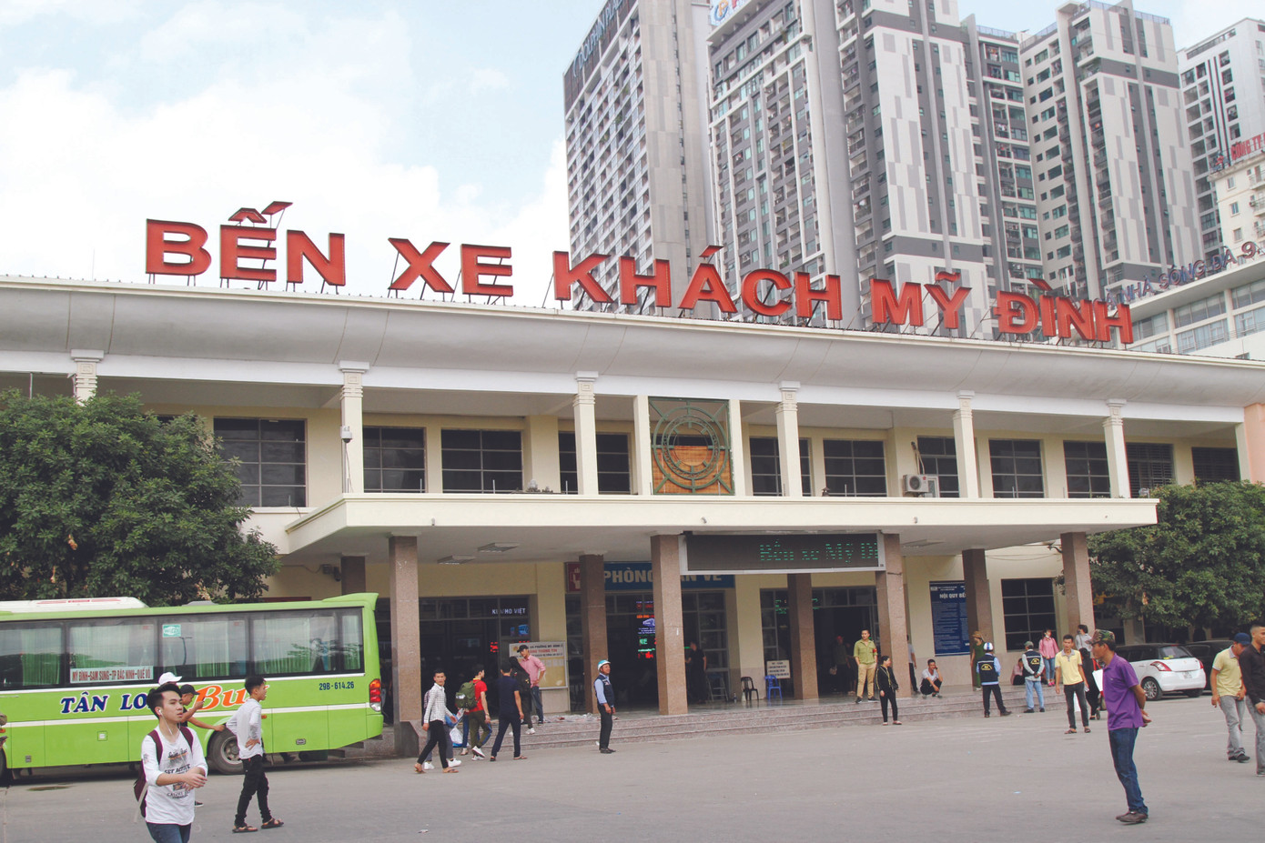 Đảm bảo trật tự, tăng cường nhiều lượt xe phục vụ Tết ảnh 3