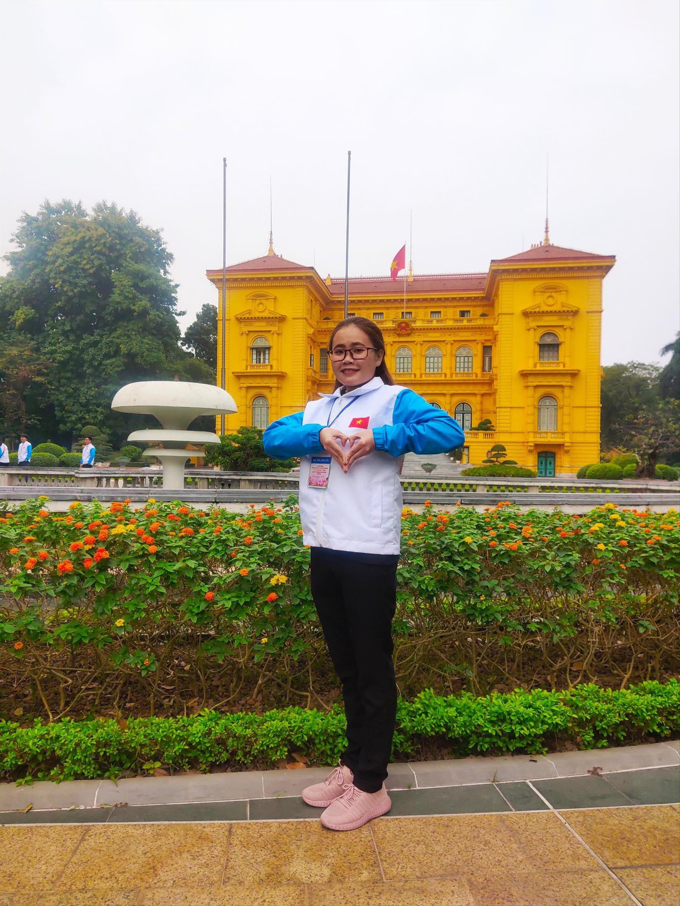 2 tấm gương học sinh, sinh viên vượt khó ảnh 2