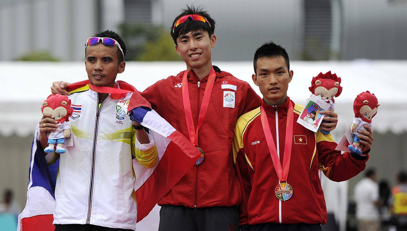 Lần đầu tiên ​2 HCÐ marathon SEA Games cùng tham gia ảnh 2