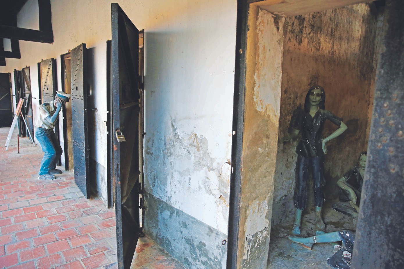 Về một nữ cán bộ Đoàn được phong anh hùng ảnh 2