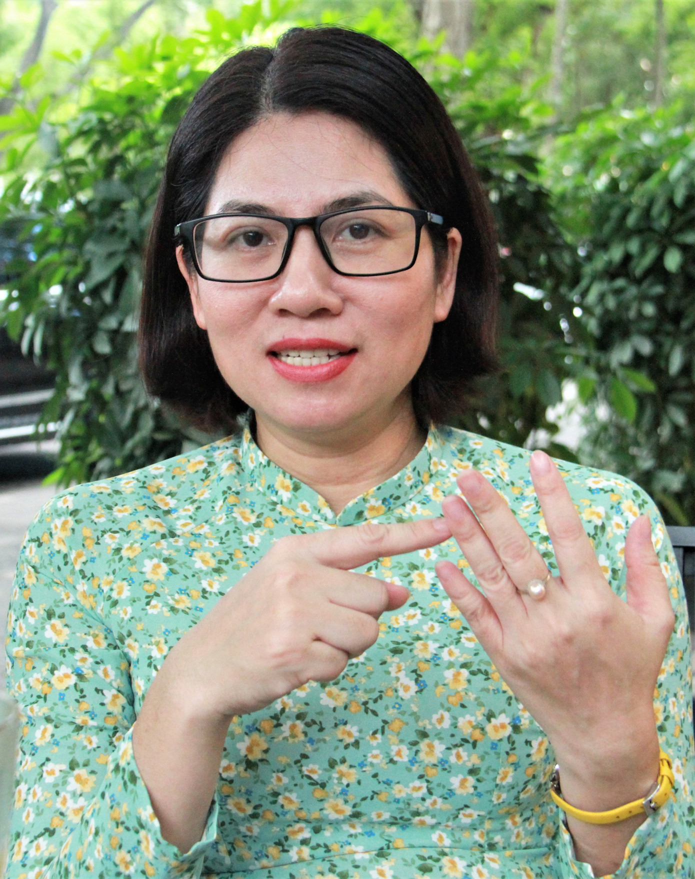 Làm sao giám sát khi 'con quan thì lại làm quan'? ảnh 1