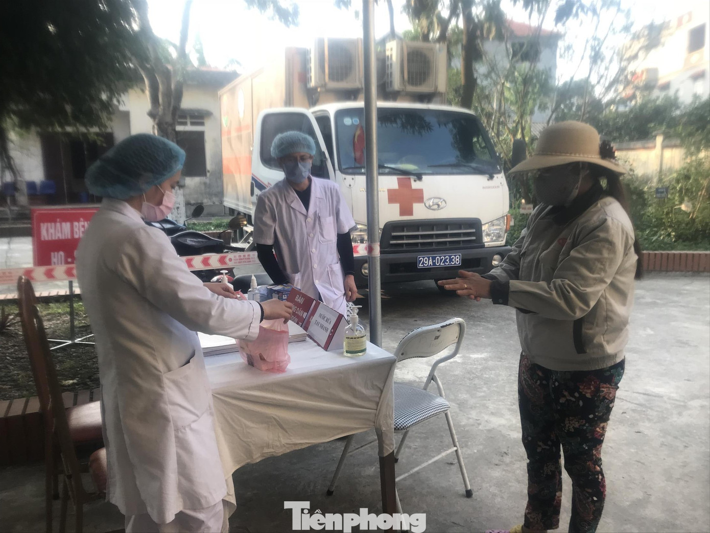 Hơn cả lời tri ân ảnh 2