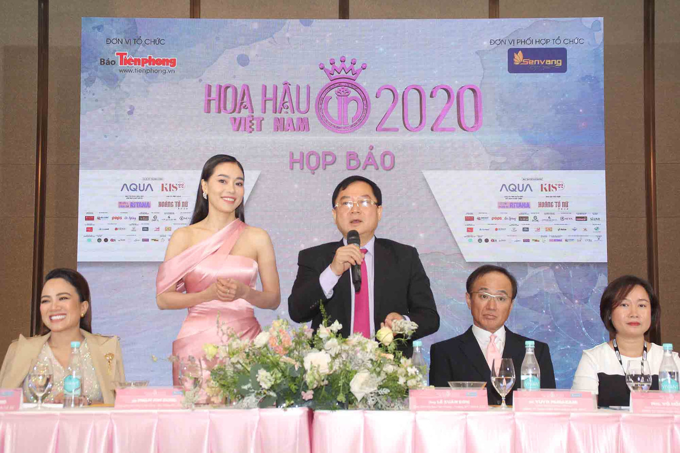 Hoa hậu Việt Nam 2020: Lạc quan, chiến thắng COVID -19 ảnh 1