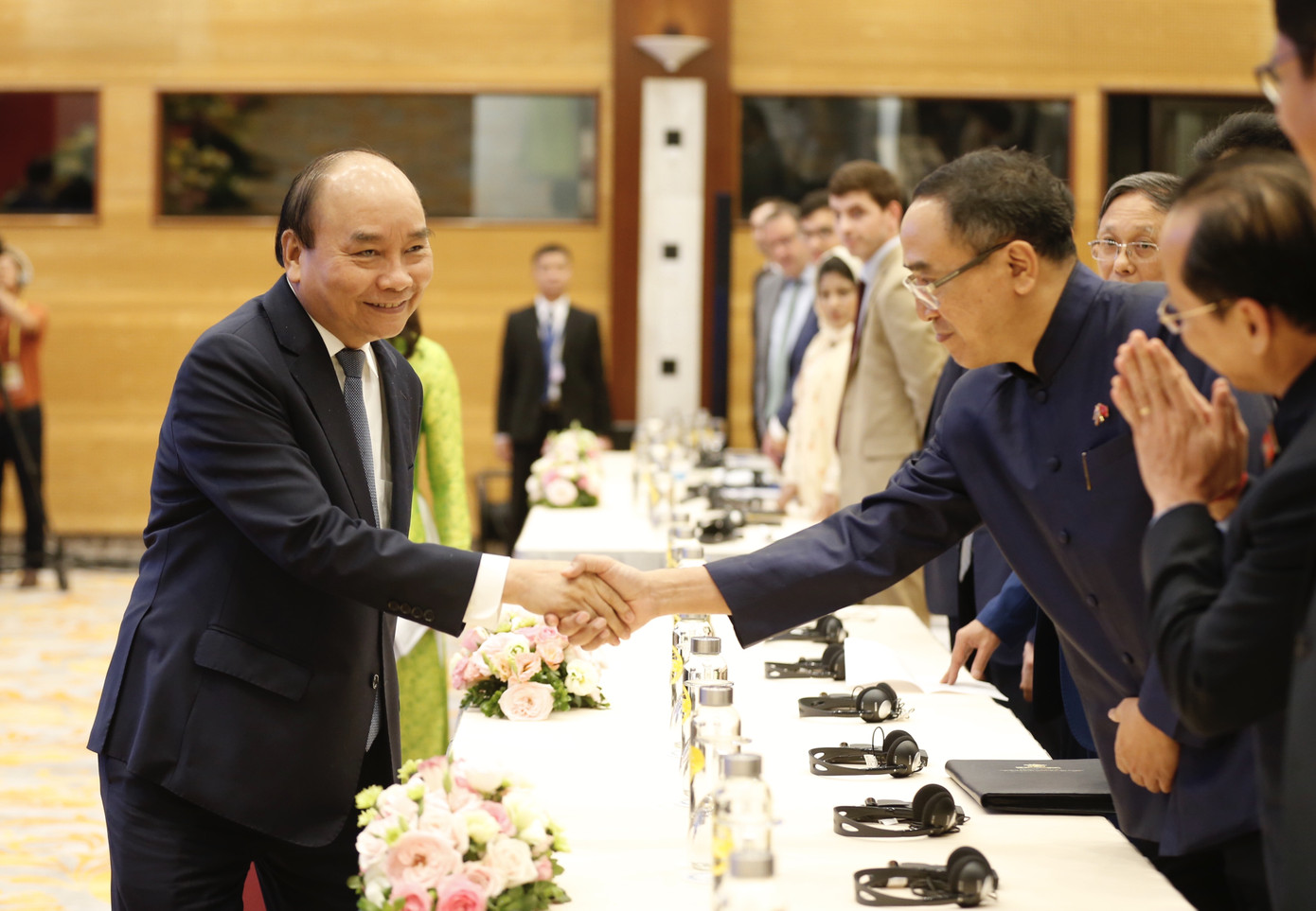 Thủ tướng Nguyễn Xuân Phúc: Giữa cạnh tranh Mỹ - Trung, ASEAN không muốn chọn phe ảnh 1