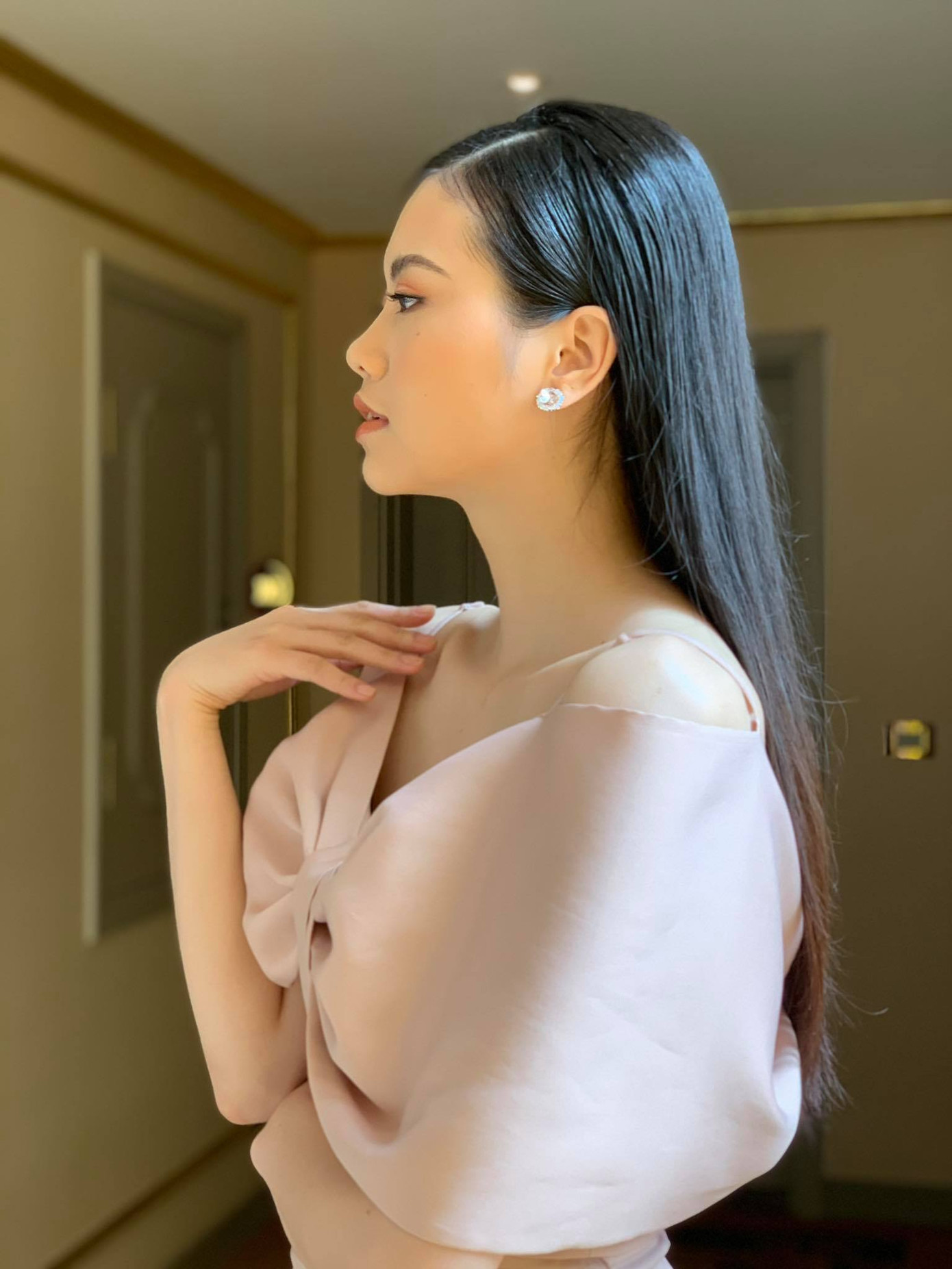 Hai cô gái học giỏi, quê lúa Thái Bình cùng vào Bán kết Hoa hậu Việt Nam 2020 ảnh 3