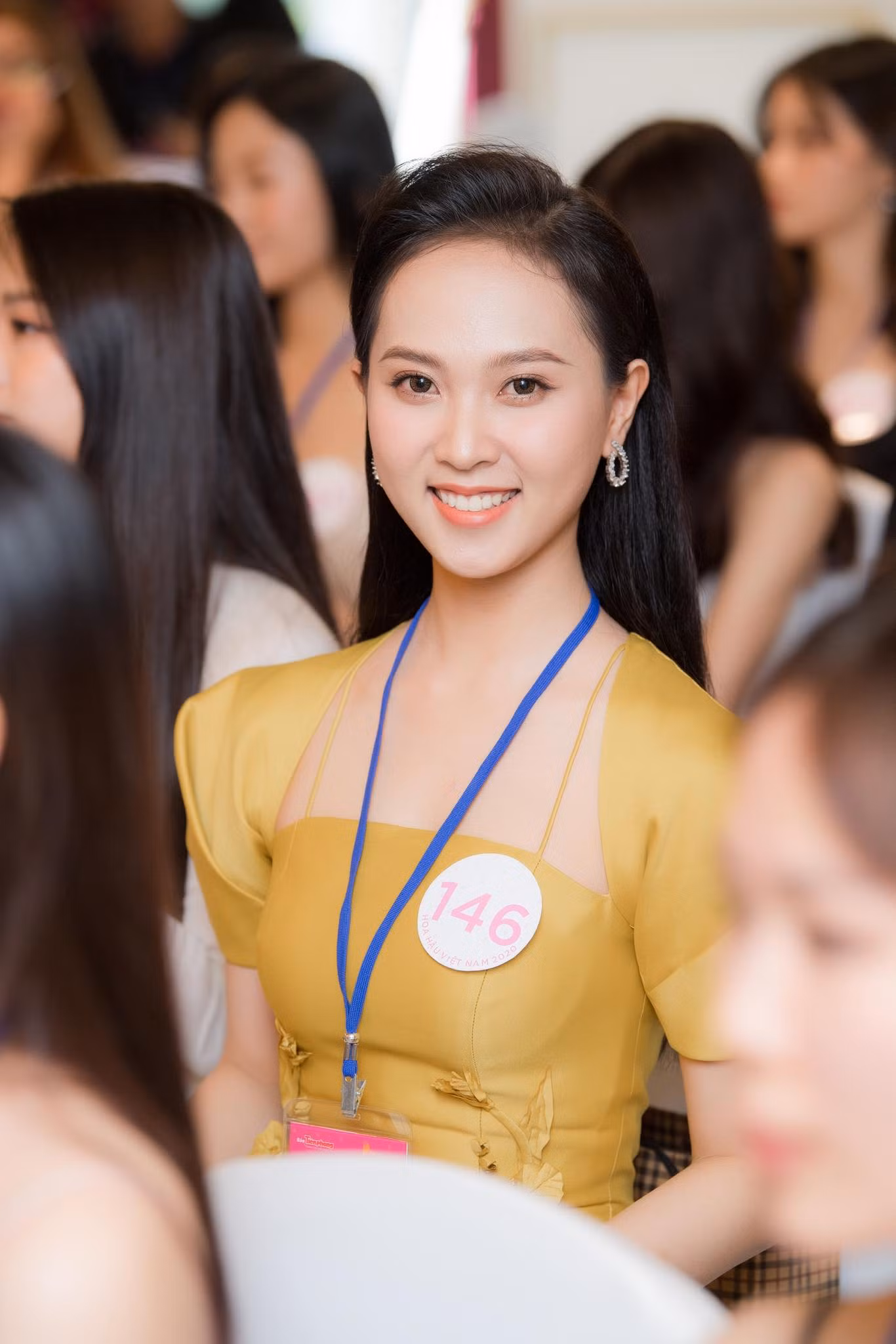 Sắc vóc đẹp hút hồn của các người đẹp xứ Nghệ lọt Bán kết Hoa hậu Việt Nam 2020 ảnh 8
