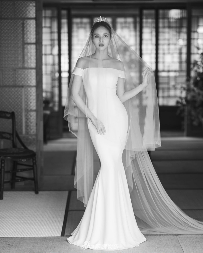 Showbiz 9/10: Thảo Trang tiết lộ Phan Thanh Bình từng gọi điện chúc phúc ảnh 6