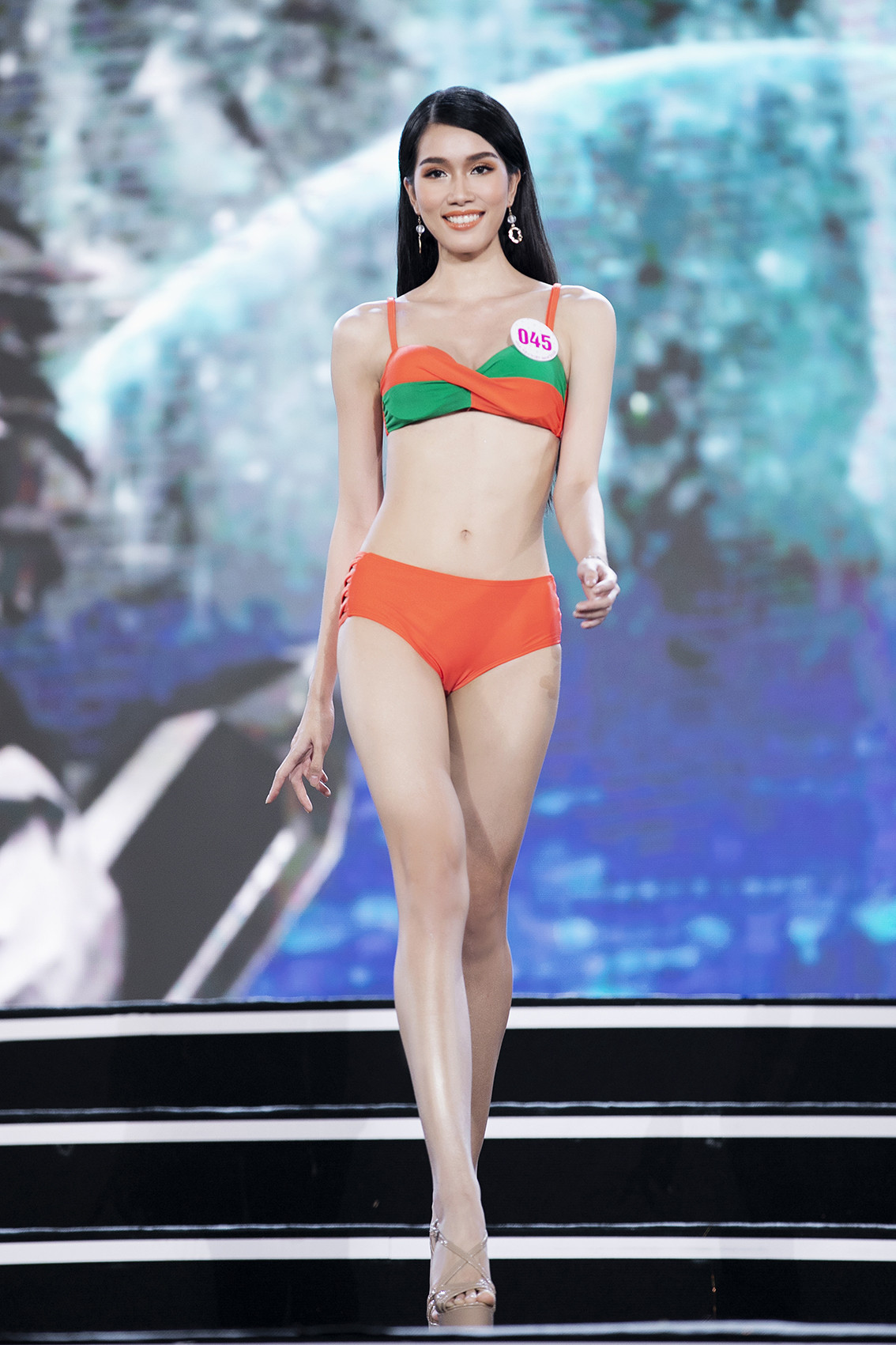 Ngắm nhan sắc của 14 thí sinh phía Nam vào Chung kết Hoa hậu Việt Nam 2020 ảnh 28